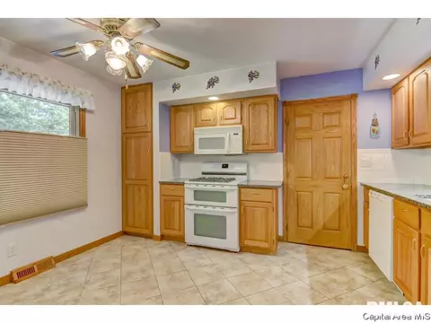 4104 Pickfair Rd, Springfield, IL 62703 photo 10