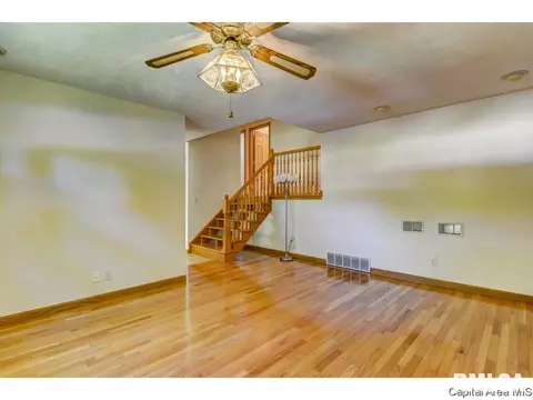 4104 Pickfair Rd, Springfield, IL 62703 photo 5