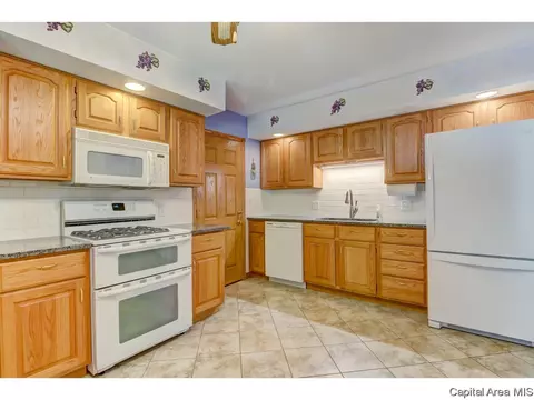4104 Pickfair Rd, Springfield, IL 62703 photo 7