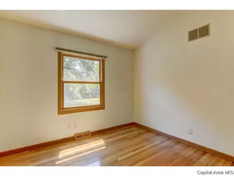 4104 Pickfair Rd, Springfield, IL 62703 photo 18