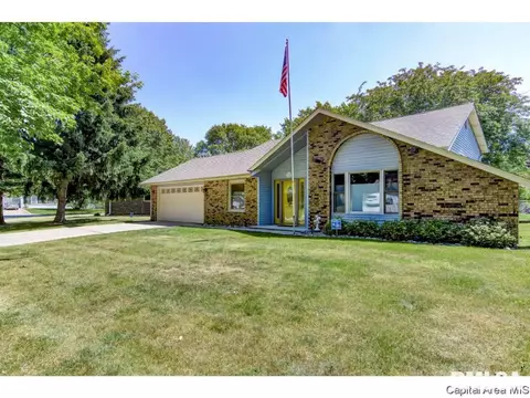 4104 Pickfair Rd, Springfield, IL 62703 photo 2
