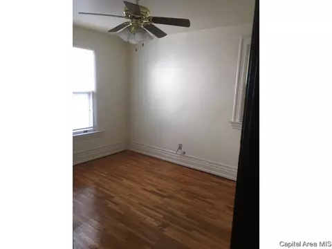 911 N 6th St, Springfield, IL 62702 photo 16