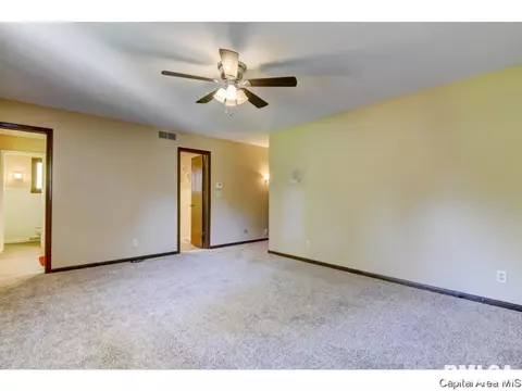 1 Columbine Ln, Springfield, IL 62712 photo 16