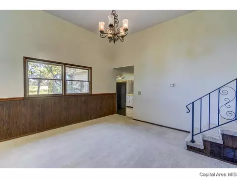 36 Rainbow Rd, Springfield, IL 62712 photo 5