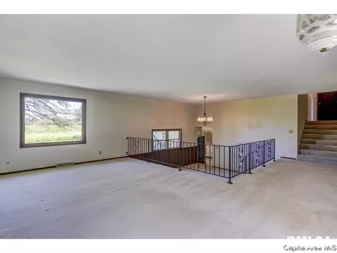 36 Rainbow Rd, Springfield, IL 62712 photo 9