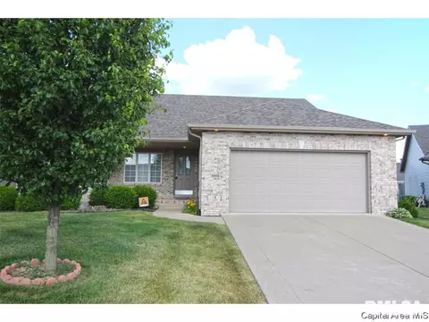 2402 Knoxville, Springfield, IL 62711 photo 1