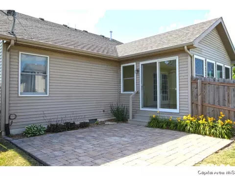 2402 Knoxville, Springfield, IL 62711 photo 34