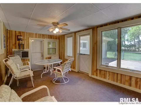 17 Horseshoe Dr, Springfield, IL 62702 photo 21