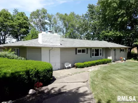 17 Horseshoe Dr, Springfield, IL 62702 photo 9