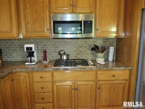 2129 Lake Crst, Springfield, IL 62712 photo 9