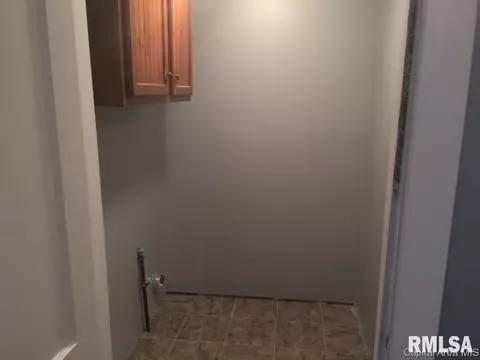 1316 E Reservoir St, Springfield, IL 62702 photo 6