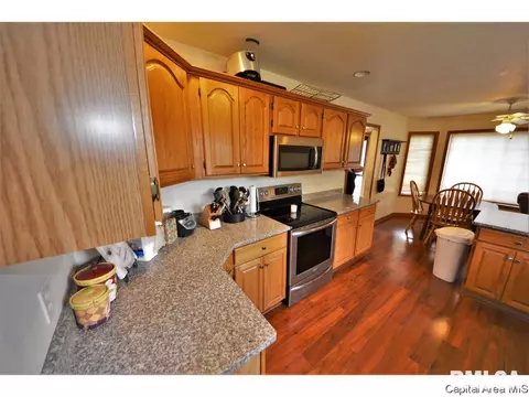 2900 Lakeshire, Springfield, IL 62707 photo 8