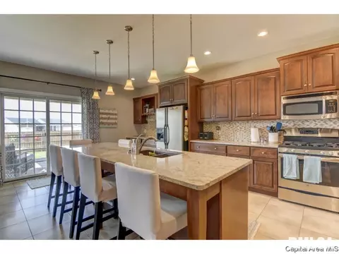 1524 Winston Dr, Springfield, IL 62711 photo 5
