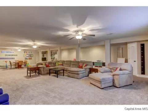 1524 Winston Dr, Springfield, IL 62711 photo 13