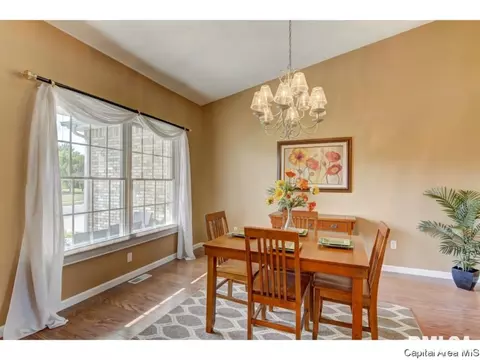 6512 Carlisle Bnd, Springfield, IL 62711 photo 8