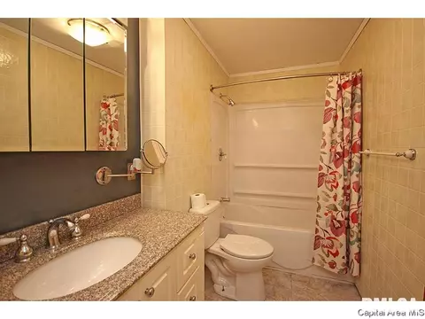38 Radcliff Rd, Springfield, IL 62703 photo 22