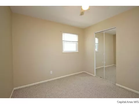 72 Kirkley Ln, Springfield, IL 62704 photo 16