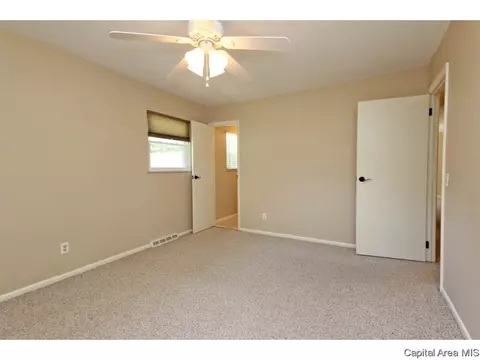 72 Kirkley Ln, Springfield, IL 62704 photo 12