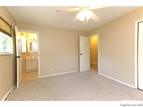 72 Kirkley Ln, Springfield, IL 62704 photo 11