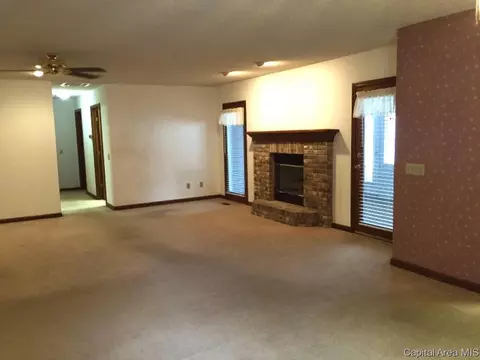 2705 S Chase Dr, Springfield, IL 62704 photo 12