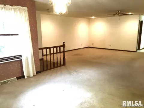 2705 S Chase Dr, Springfield, IL 62704 photo 10