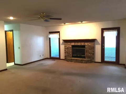 2705 S Chase Dr, Springfield, IL 62704 photo 13