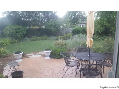 2143 Lindsay Rd, Springfield, IL 62704 photo 12