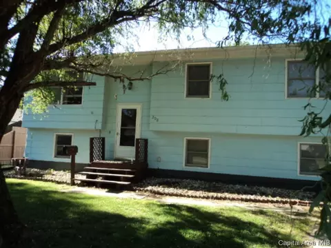 208 E Monmouth St, Abingdon, IL 61410 photo 1