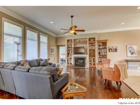 2321 Grey Stone Dr, Springfield, IL 62704 photo 9