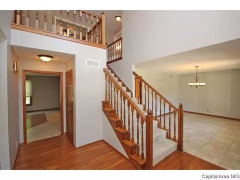 3921 Rocky Falls Rd, Springfield, IL 62711 photo 3