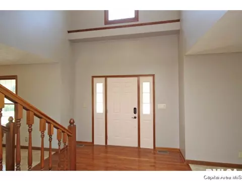 3921 Rocky Falls Rd, Springfield, IL 62711 photo 2