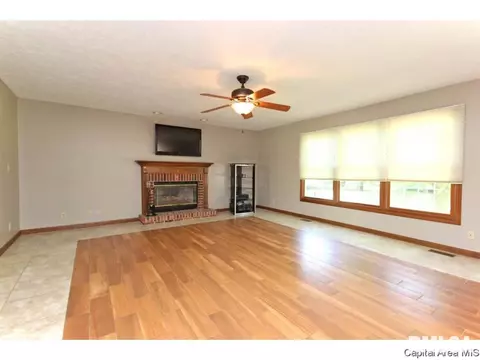 3921 Rocky Falls Rd, Springfield, IL 62711 photo 7
