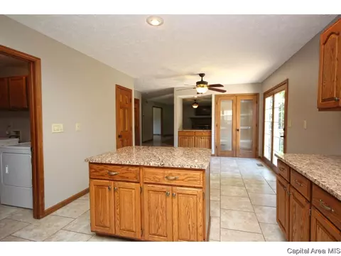 3921 Rocky Falls Rd, Springfield, IL 62711 photo 11