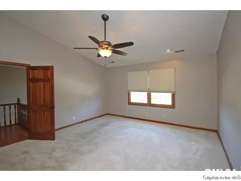 3921 Rocky Falls Rd, Springfield, IL 62711 photo 14