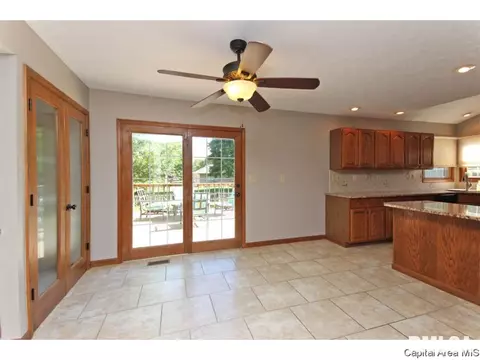 3921 Rocky Falls Rd, Springfield, IL 62711 photo 12