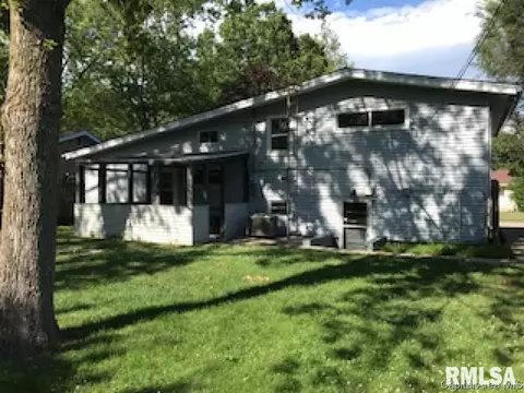 29 Glen Aire Dr, Springfield, IL 62703 photo 2