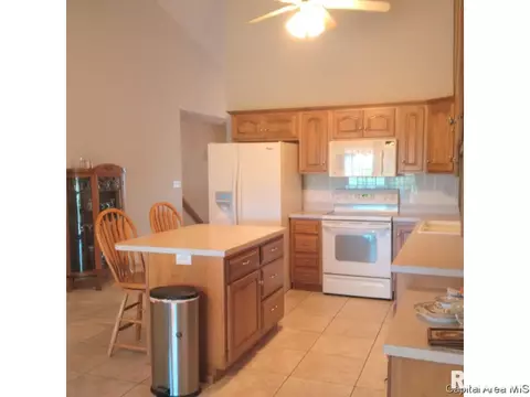 3918 Lear, Springfield, IL 62711 photo 9