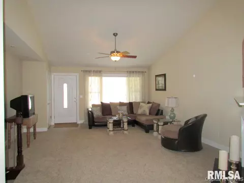2914 Cronin, Springfield, IL 62711 photo 2