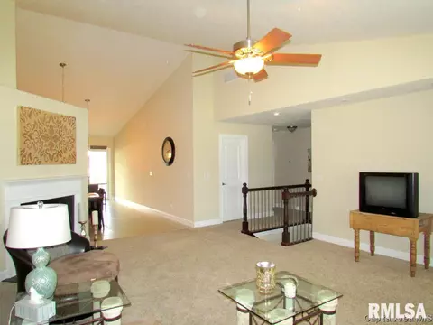 2914 Cronin, Springfield, IL 62711 photo 4