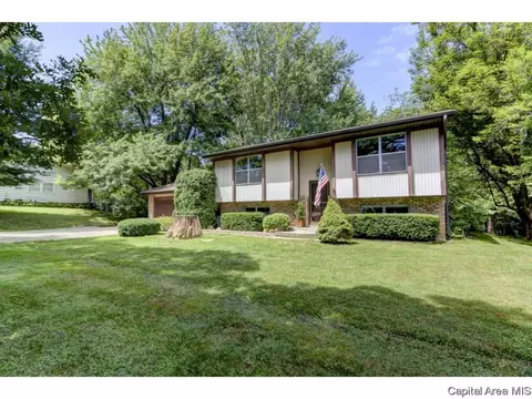 45 Pakey Rd, Springfield, IL 62712 photo 2