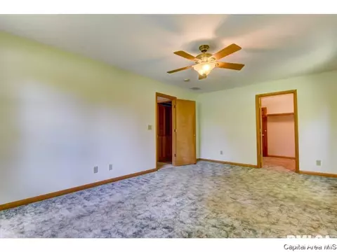 45 Pakey Rd, Springfield, IL 62712 photo 16