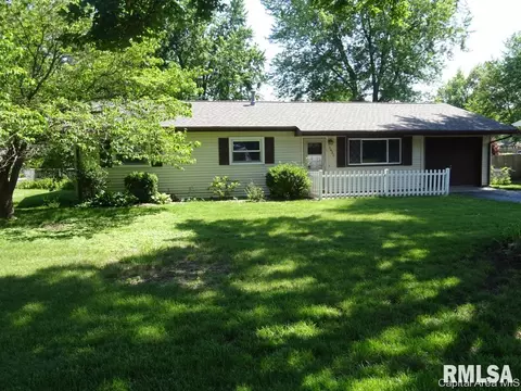 1632 E Walnut St, Chatham, IL 62629 photo 2