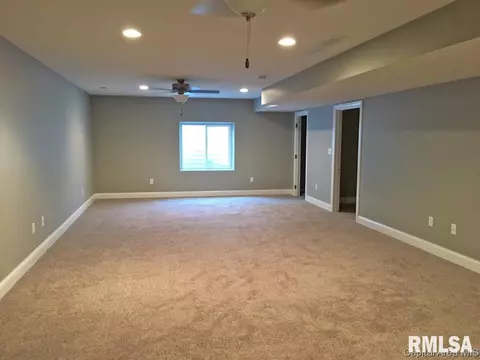 1602 Winston Dr, Springfield, IL 62711 photo 13