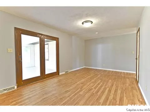 3316 Rawlings Dr, Springfield, IL 62704 photo 6