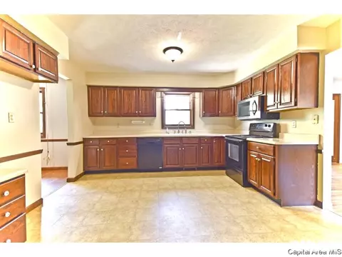 3316 Rawlings Dr, Springfield, IL 62704 photo 11