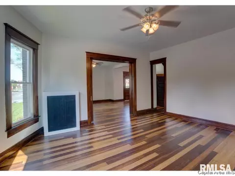 1401 S 4th, Springfield, IL 62703 photo 14