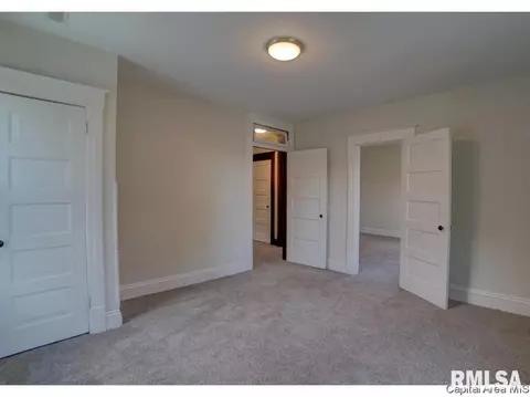 1401 S 4th, Springfield, IL 62703 photo 31