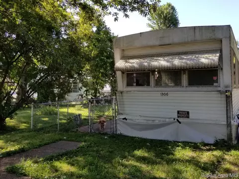 1306 W Enos Ave, Springfield, IL 62702 photo 1