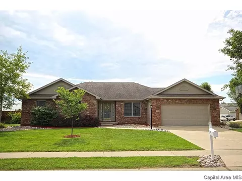 3924 Greenfield Dr, Springfield, IL 62704 photo 1