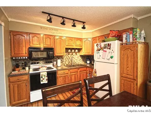 2924 Sherborn Rd, Springfield, IL 62702 photo 7